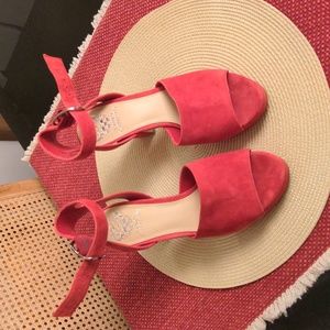 Vince Camuto Red platforms